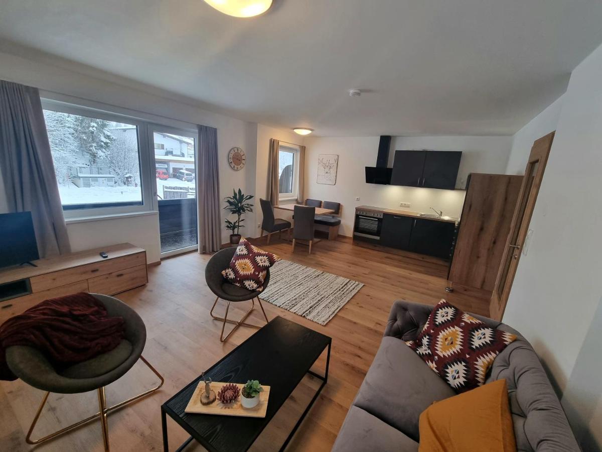Ferienwohnung Kurz Kossen Ngoại thất bức ảnh